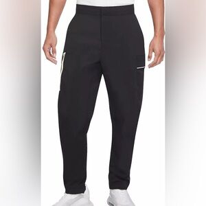 Nike Men's Sportswear Style Essentials Utility Pants Size 32 Medium